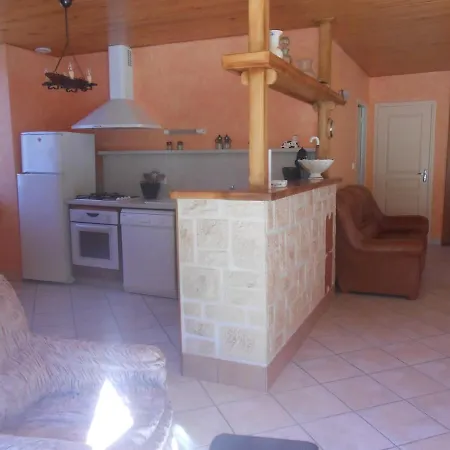 Chez Maurice Et Sylvie Laveissière